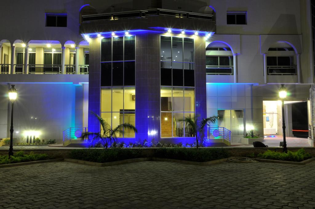 Benin Royal Hotel Cotonou Exteriör bild