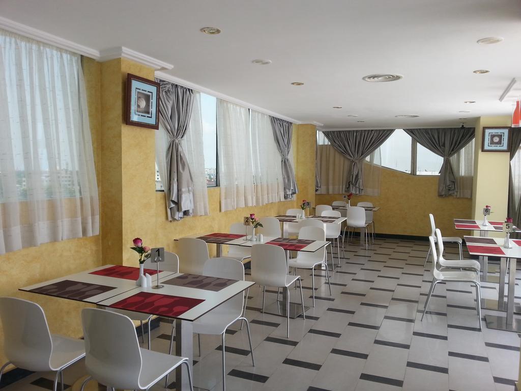 Benin Royal Hotel Cotonou Exteriör bild