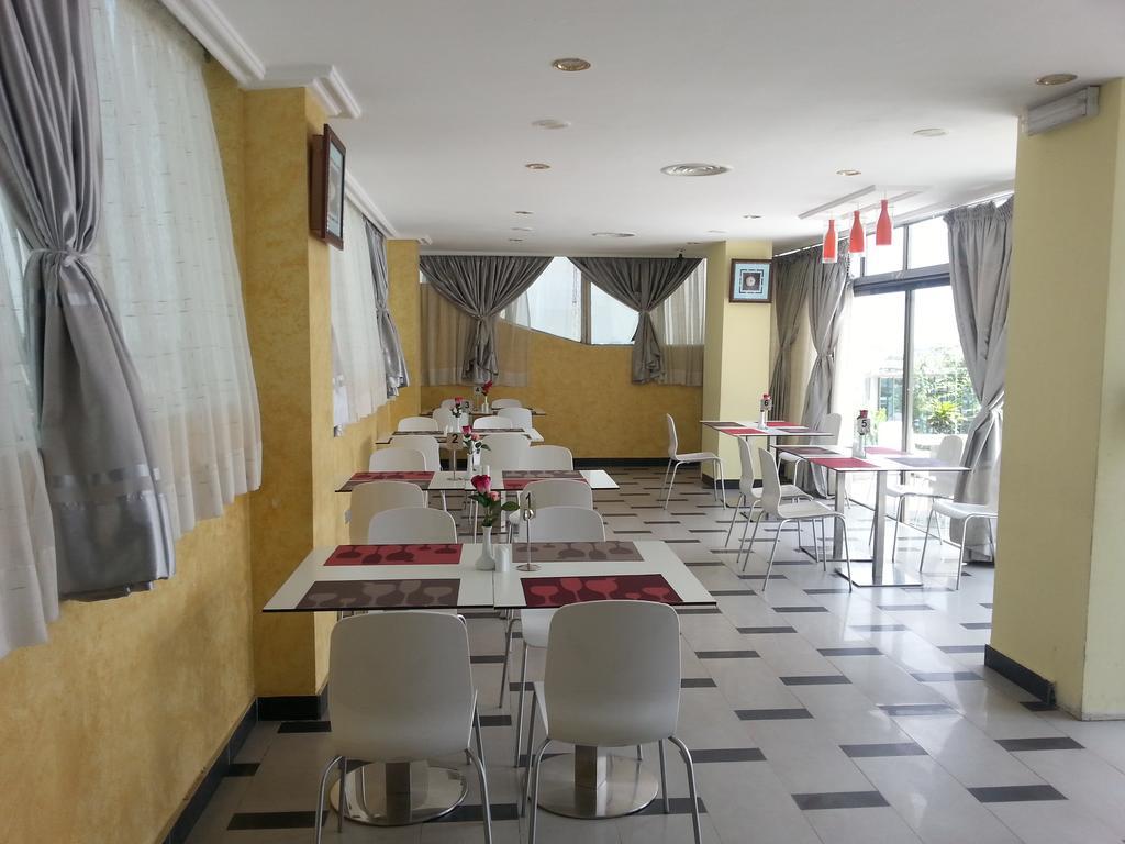 Benin Royal Hotel Cotonou Exteriör bild