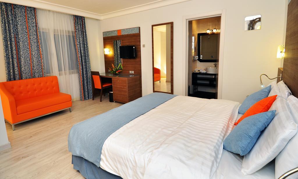 Benin Royal Hotel Cotonou Exteriör bild